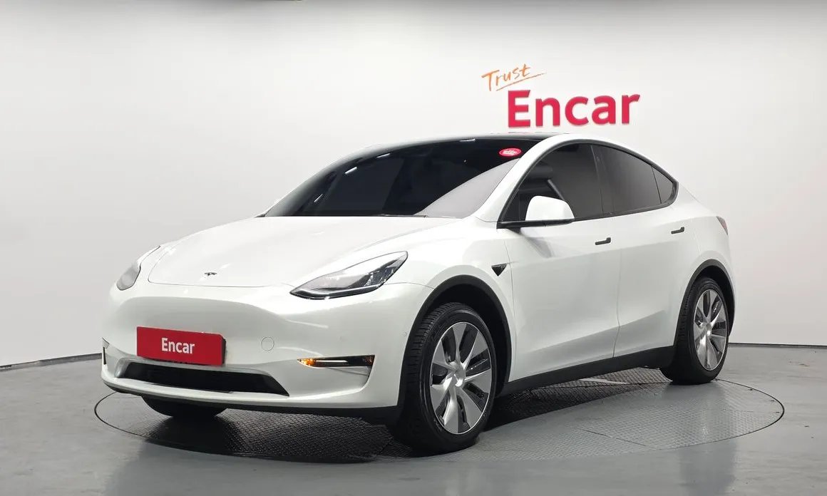 Tesla Model Y 2021