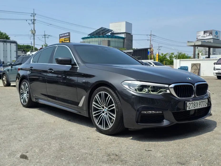 BMW 5-Series 2020