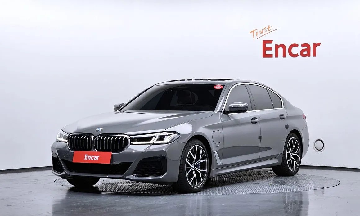 BMW 5-Series 2021