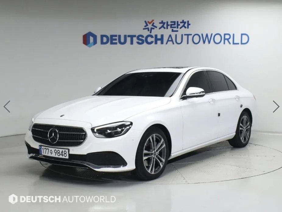 Mercedes-Benz E-Class 2023