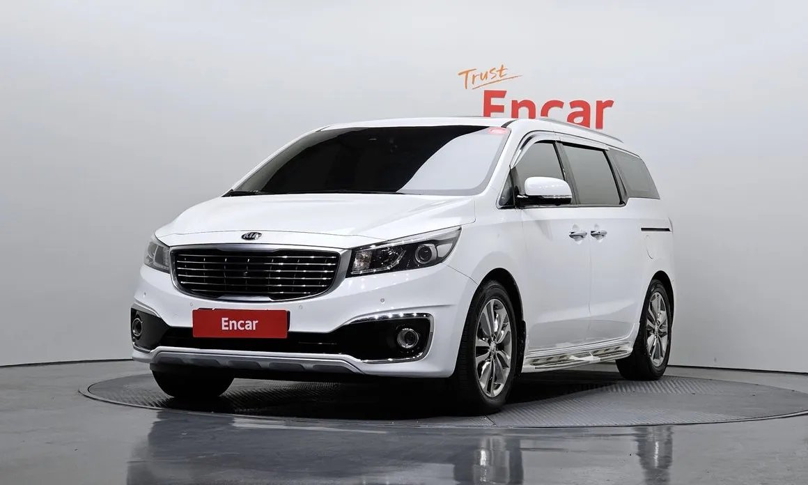 Kia Carnival 2016 — фото 1 из 20