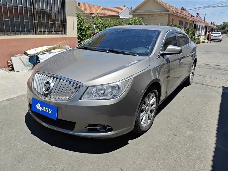 Buick LaCrosse 2012