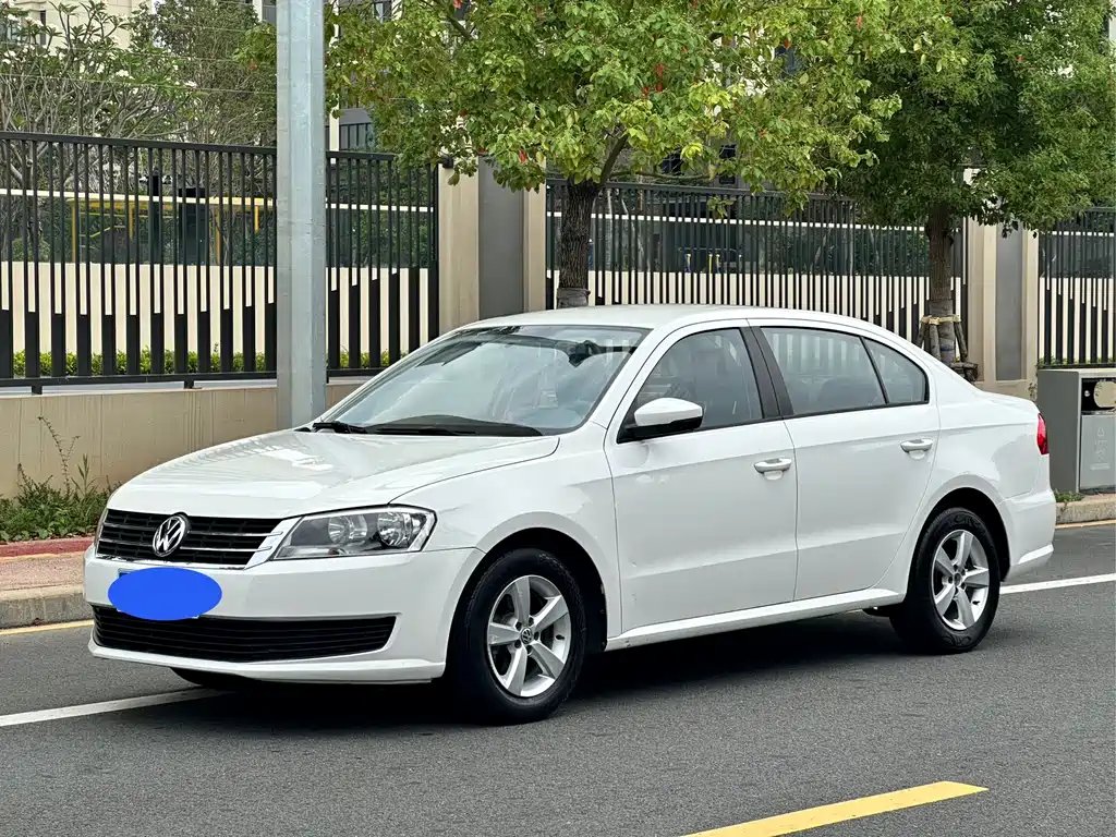 Volkswagen Lavida 2014