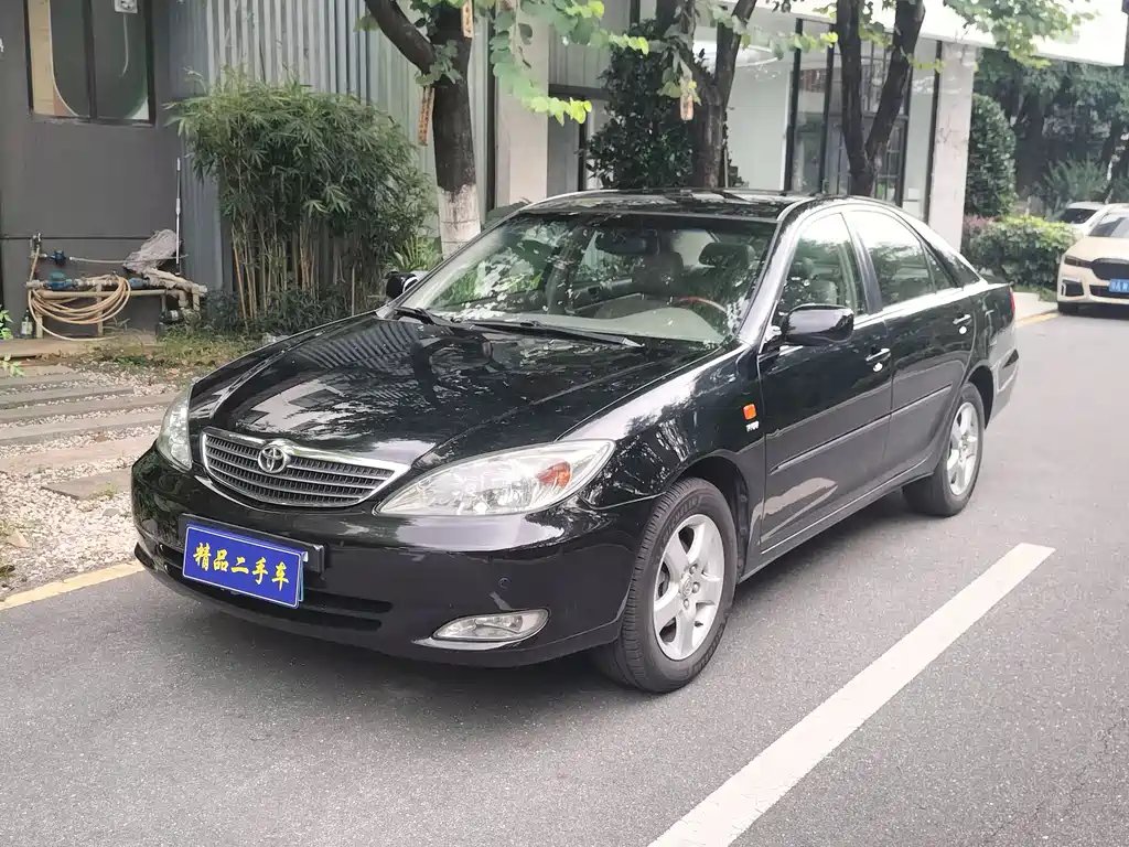 Toyota Camry 2004