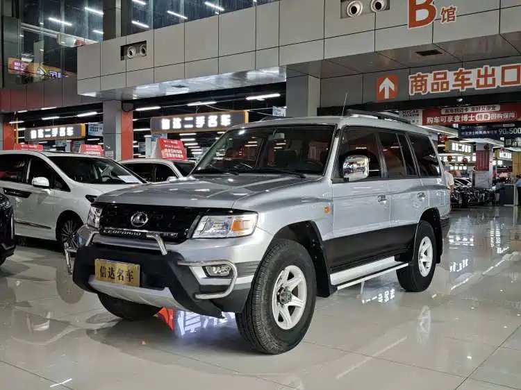 Leopaard Leopaard Q6 2017