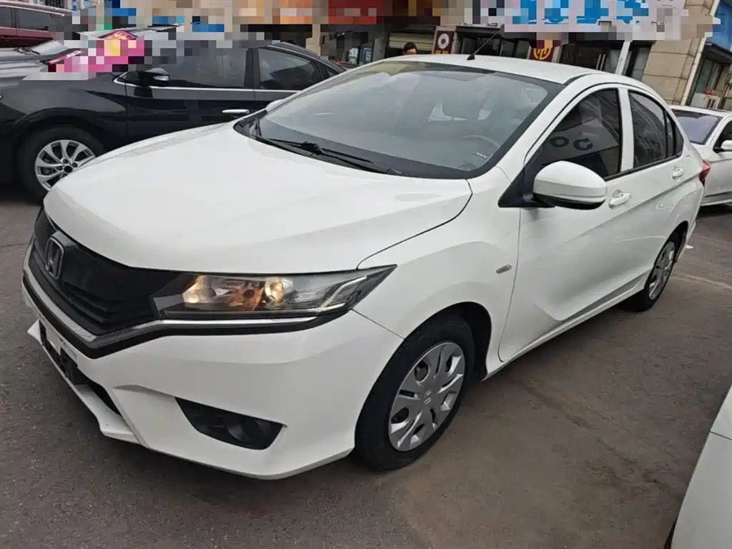 Honda Greiz 2016