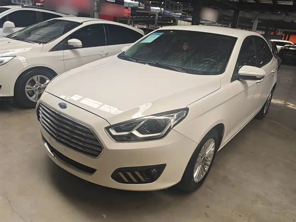 Ford Escort 2017
