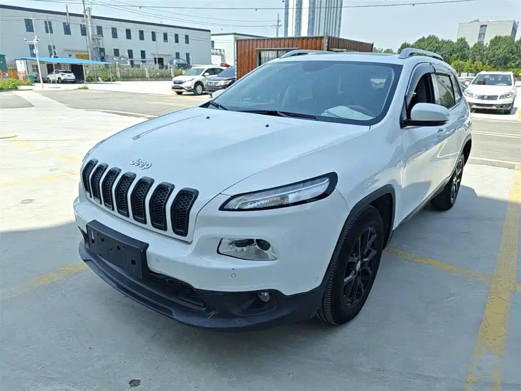 Jeep Cherokee 2016