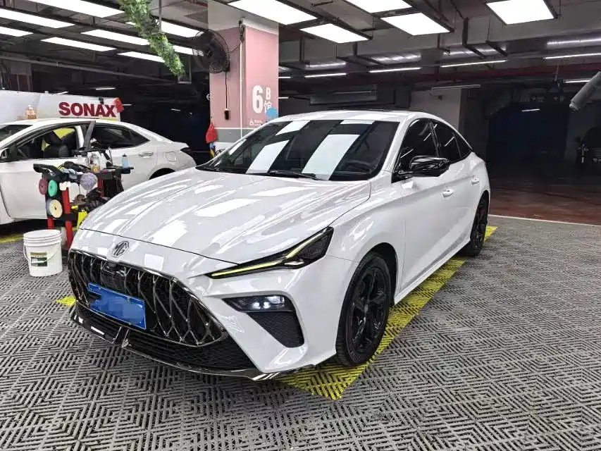 MG MG5 Scorpio 2022