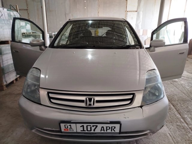 Honda Stream I 2003