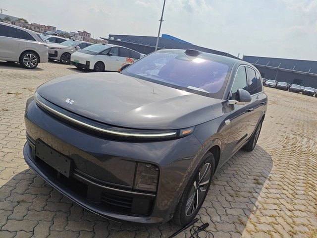 Li Auto L7 2024