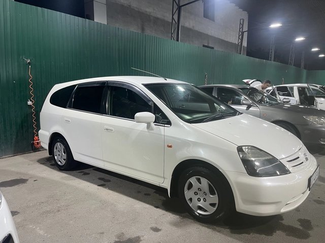Honda Stream I 2002
