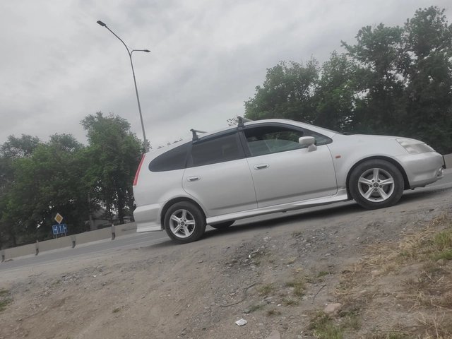 Honda Stream I 2002
