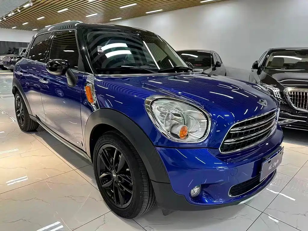 Mini Mini Countryman 2015