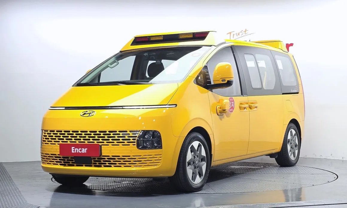Hyundai Staria 2023