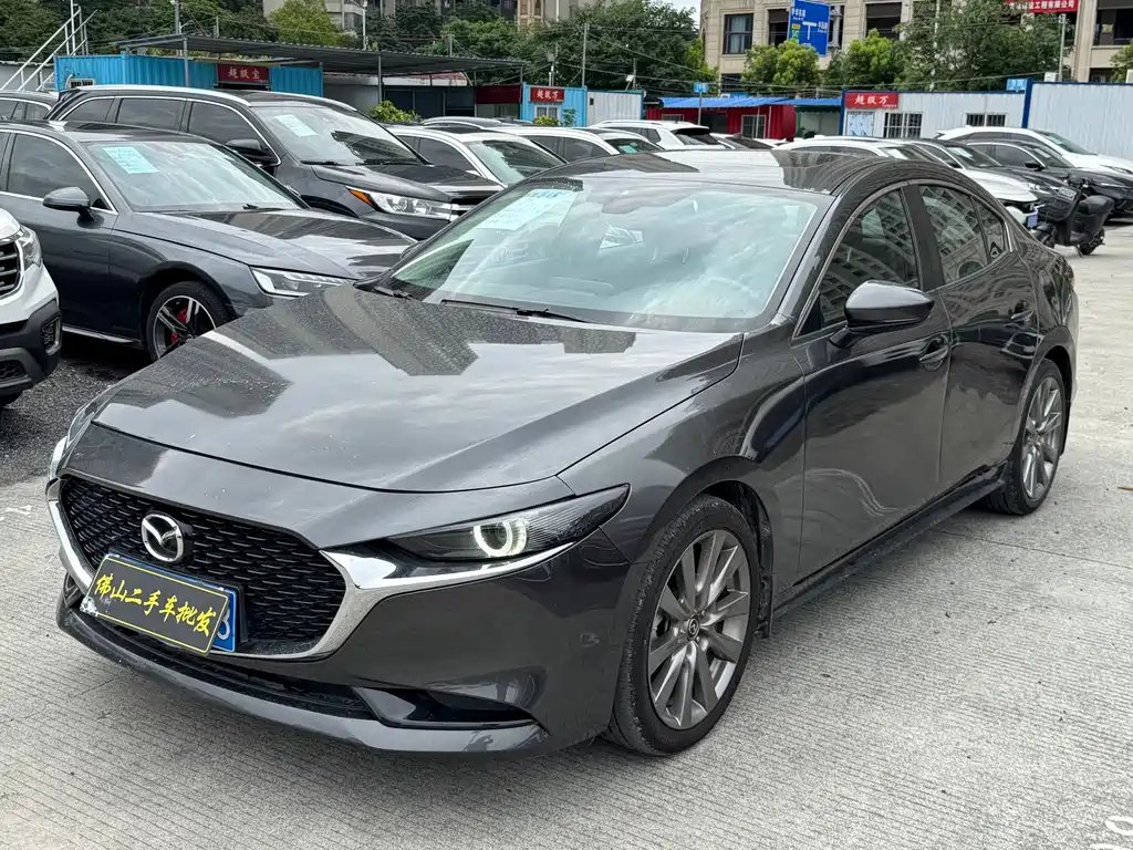 Mazda 3 Axela 2020