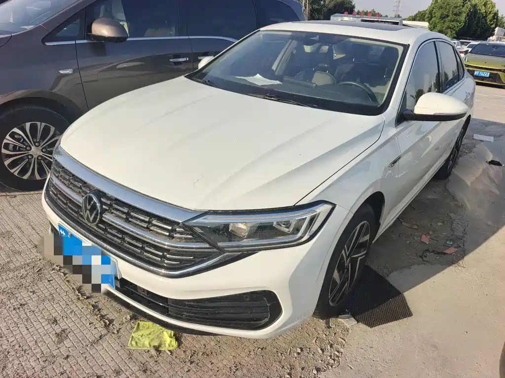 Volkswagen Sagitar 2023