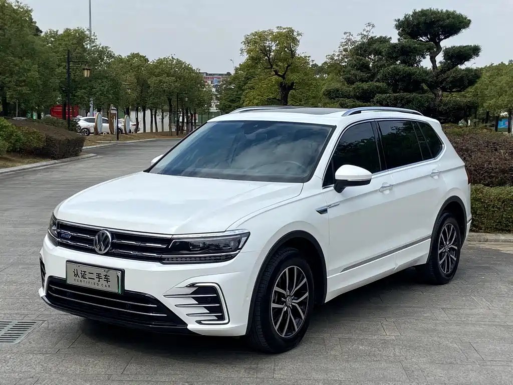 Volkswagen TiguanLPHEV 2020
