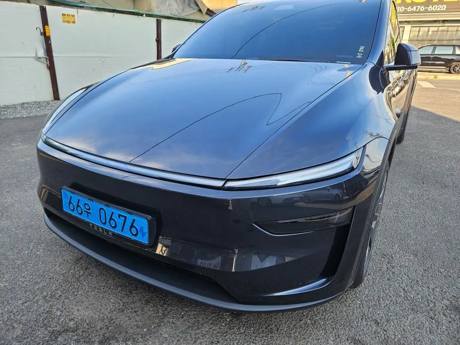 Tesla Model Y 2026