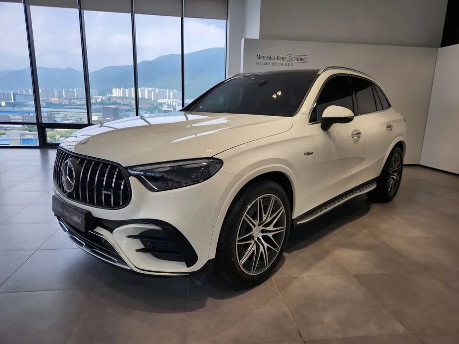Mercedes-Benz GLC-Class 2025