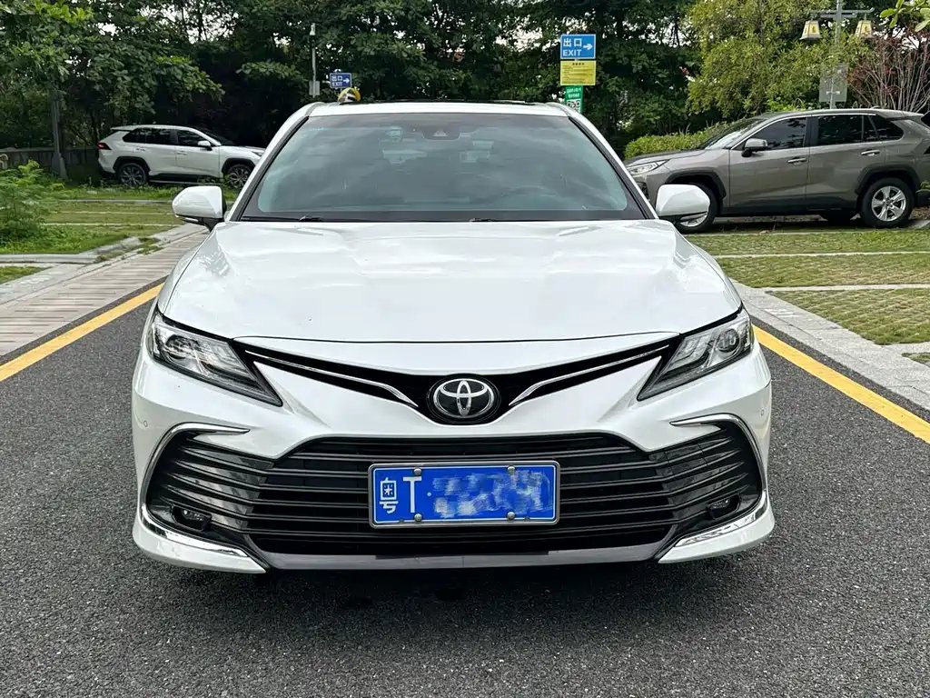 Toyota Camry 2022