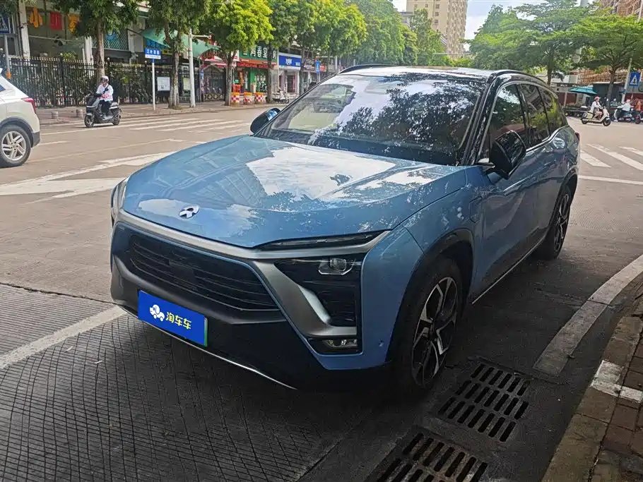 NIO ES8 2018