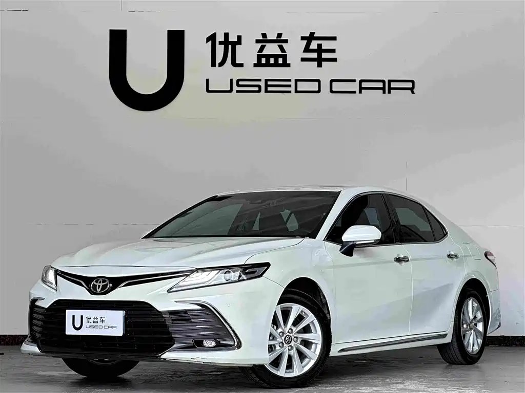 Toyota Camry 2023