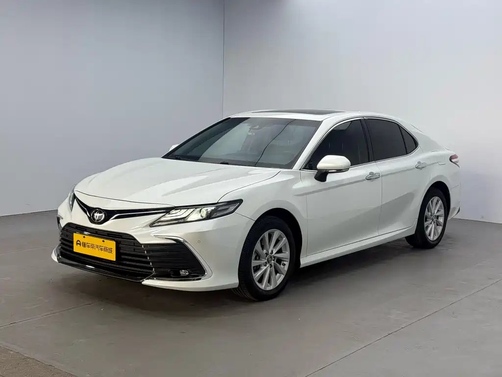 Toyota Camry 2023