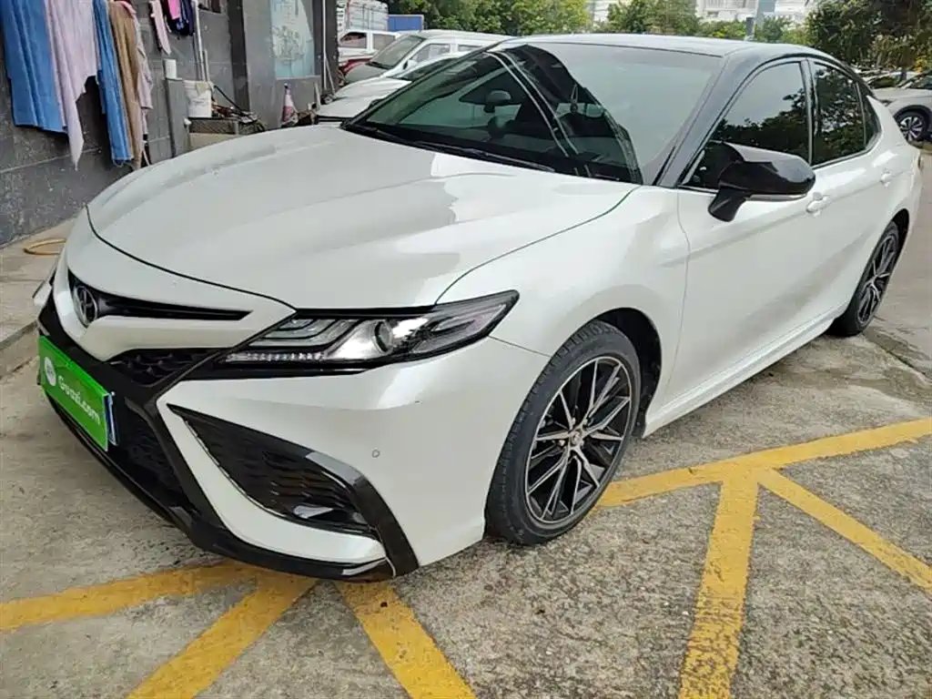 Toyota Camry 2023