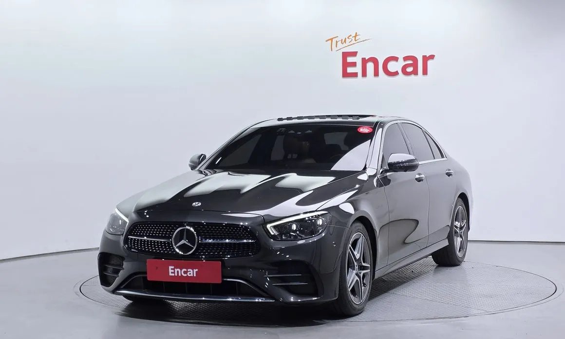 Mercedes-Benz E-Class 2023