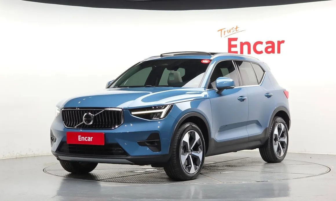Volvo XC40 2023