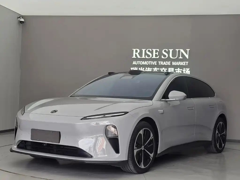 NIO ET5T 2023