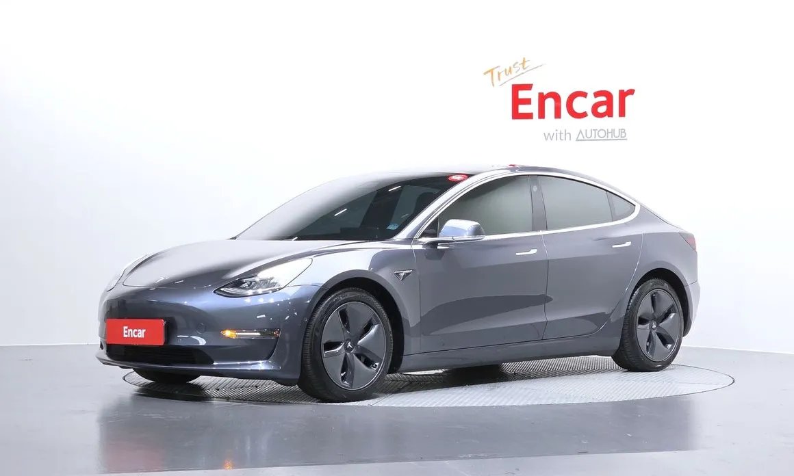 Tesla Model 3 2020