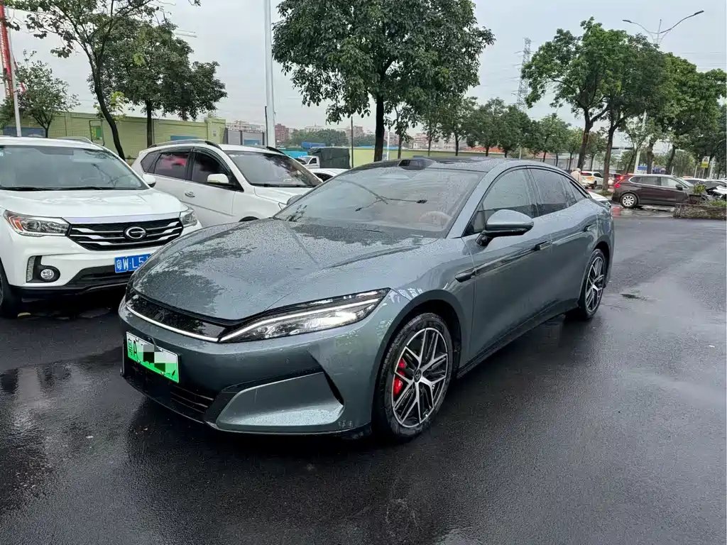 BYD Han L 2025
