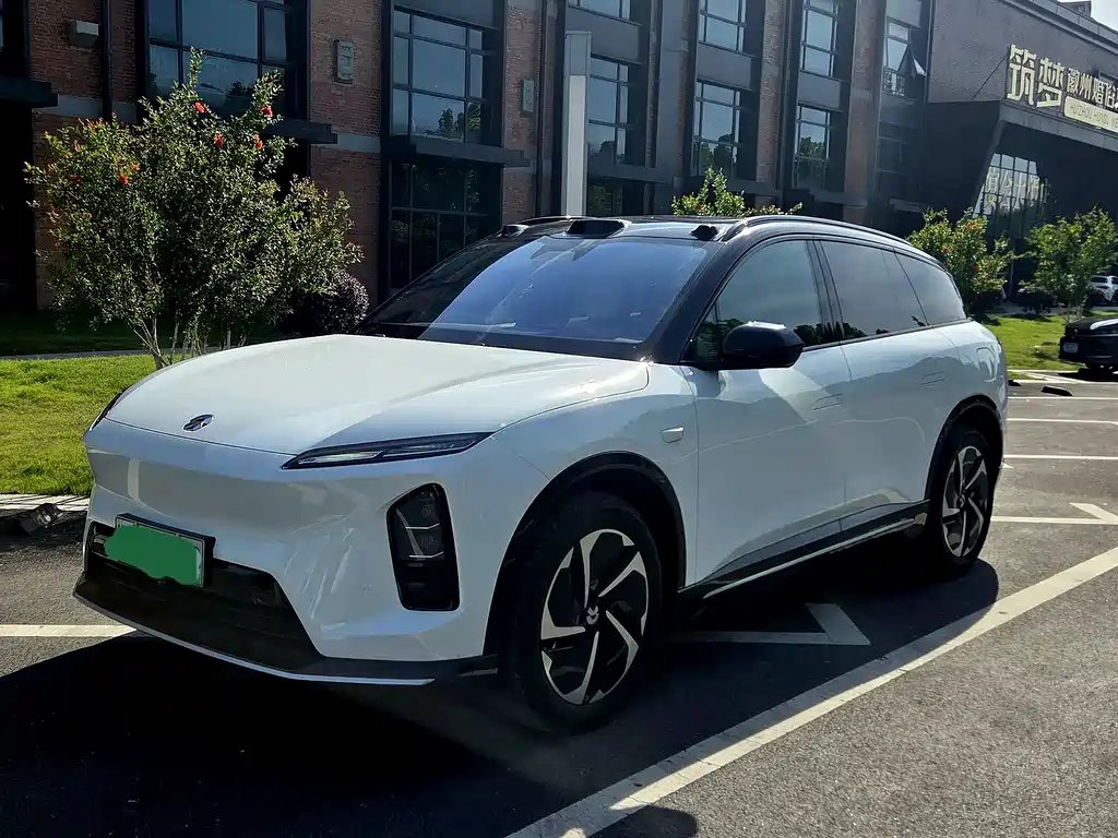 NIO ES6 2025