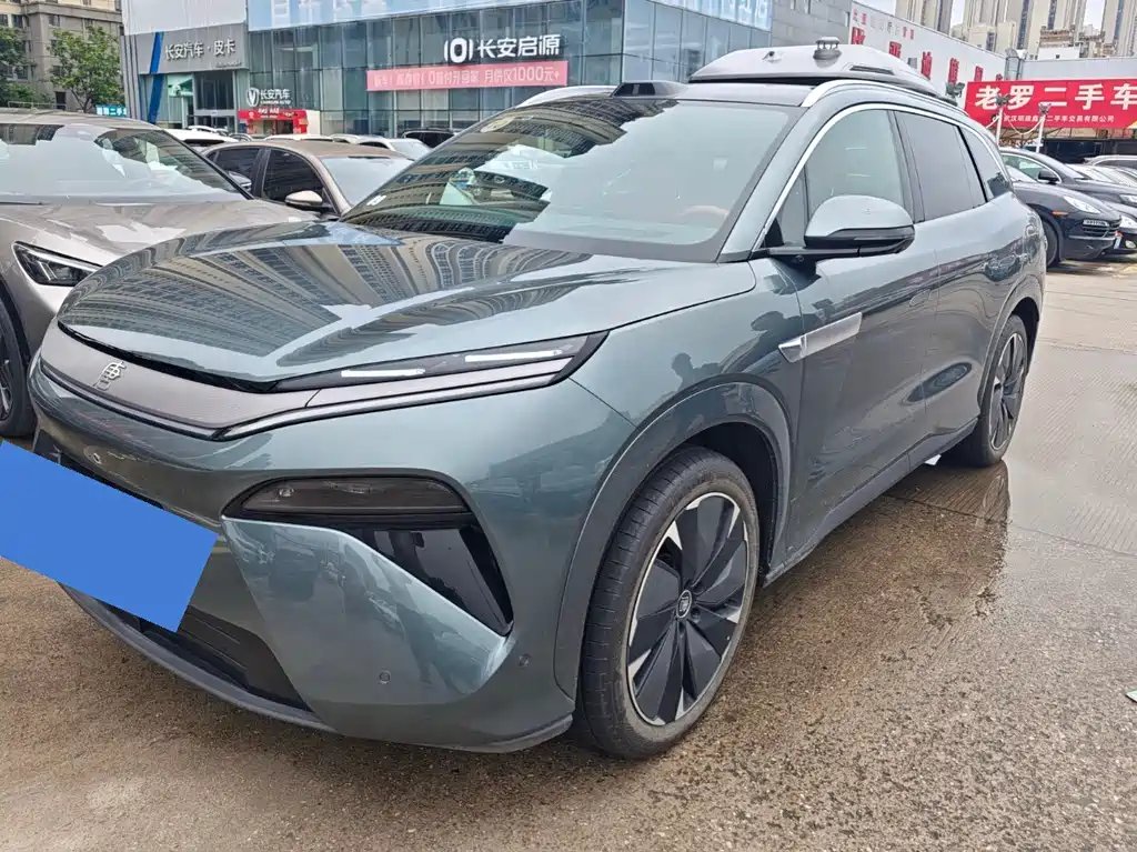 BYD Tang L 2025