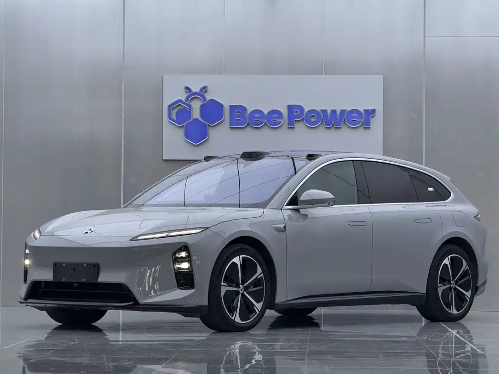 NIO ET5T 2025