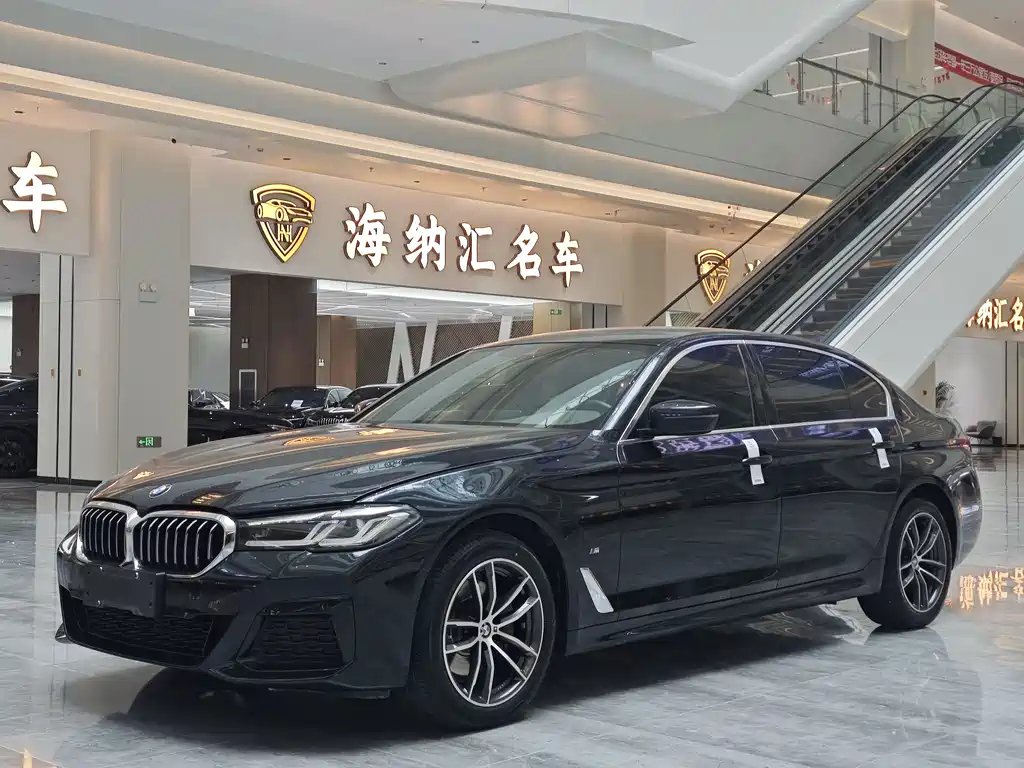 BMW 5 Series 2022