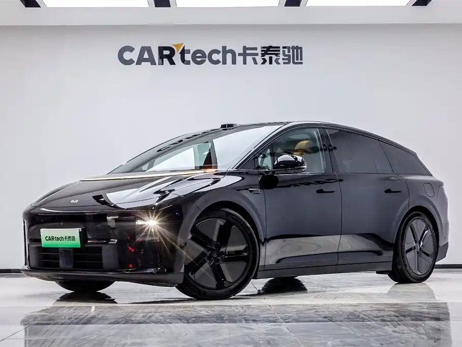 Li Auto Lii6 2025