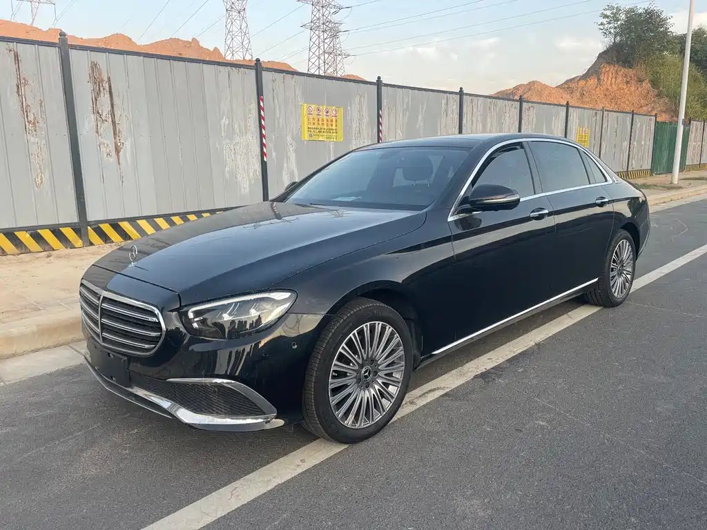 Mercedes-Benz E-Class 2021