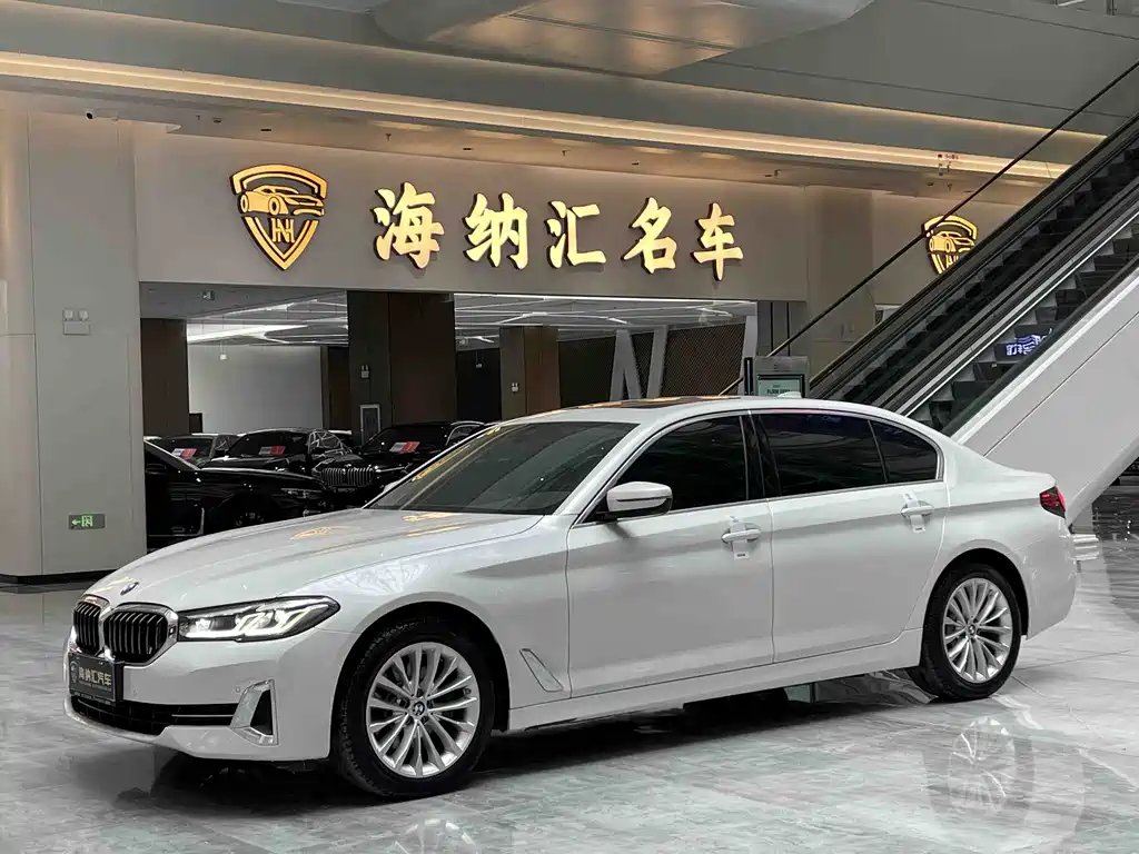 BMW 5 Series 2022