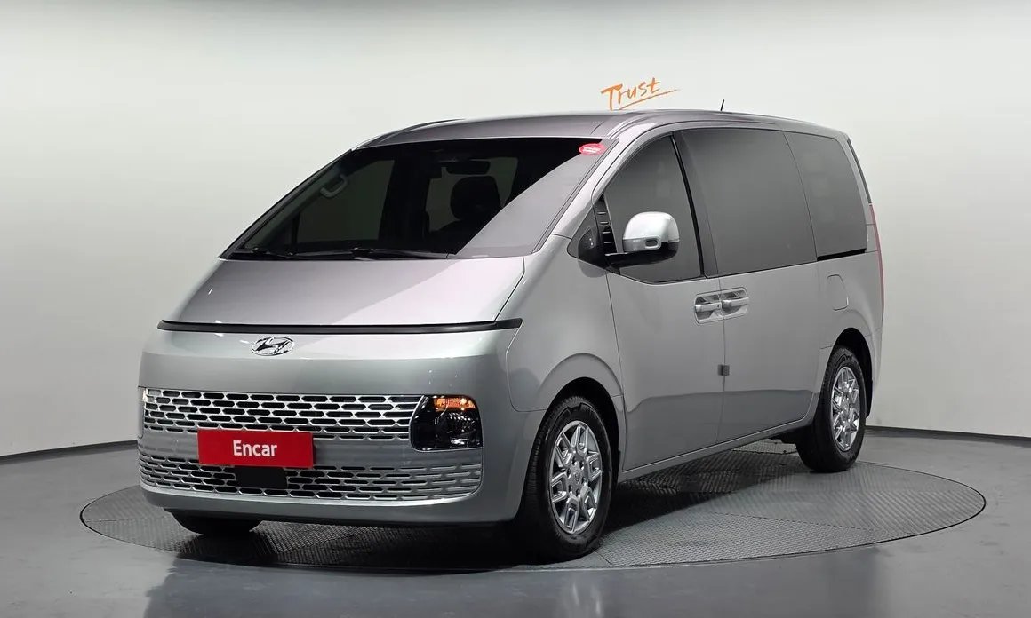 Hyundai Staria 2022