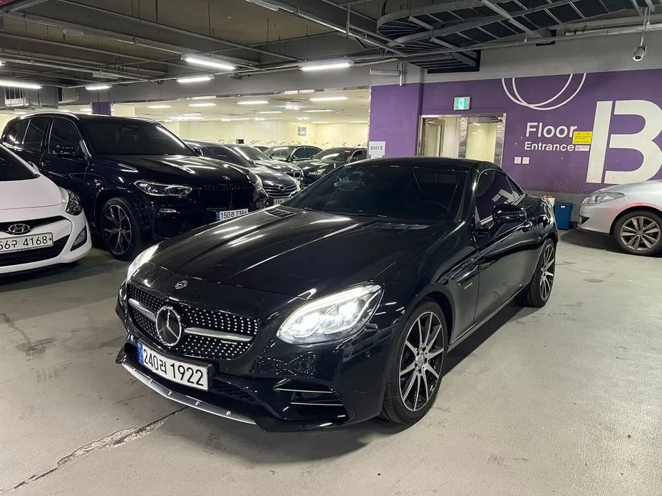 Mercedes-Benz SLC-Class 2018