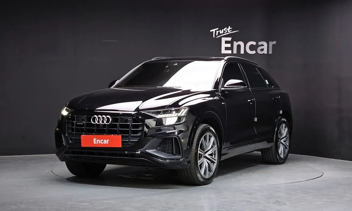 Audi Q8 2021