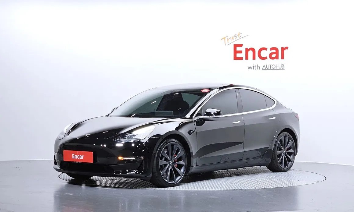 Tesla Model 3 2020