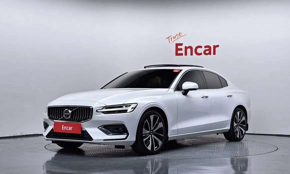 Volvo S60 2024