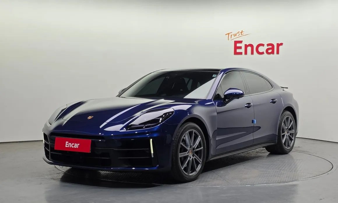 Porsche Panamera 2025