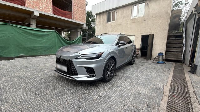 Lexus RX V 2023