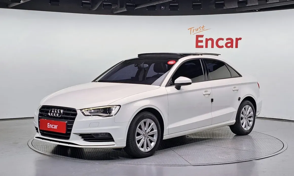 Audi A3 2015 — фото 1 из 20
