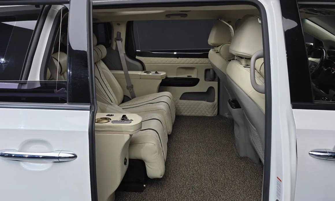 Kia Carnival 2016